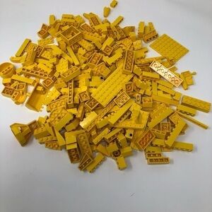 One Pound of Yellow Bulk Legos bricks pieces parts